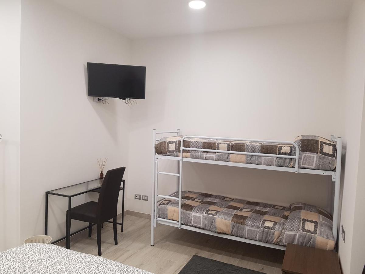 كاتانزارو Guest House Via Milano المظهر الخارجي الصورة