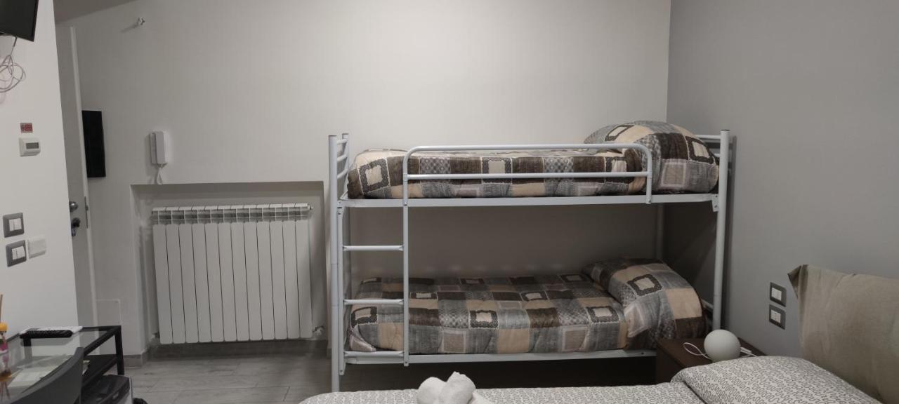 كاتانزارو Guest House Via Milano المظهر الخارجي الصورة