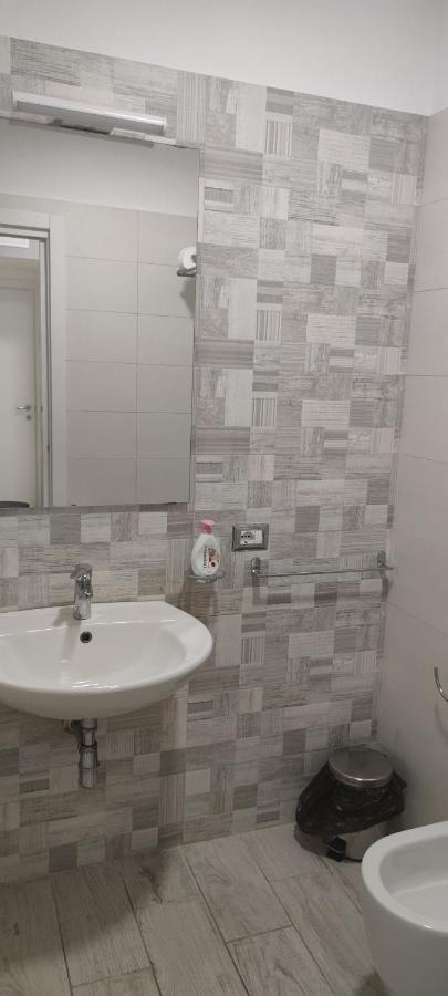 كاتانزارو Guest House Via Milano المظهر الخارجي الصورة